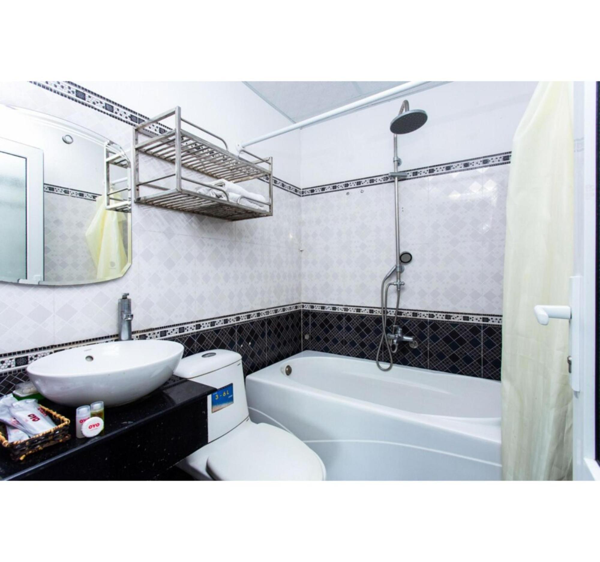 Oyo 553 Truong Giang Hotel Ντα Νανγκ Εξωτερικό φωτογραφία